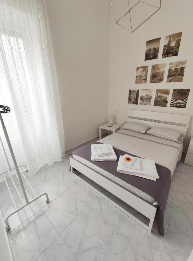 Casa Di Susy Bed and Breakfast Napels Buitenkant foto